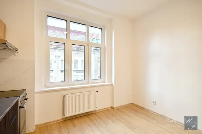 Prodej bytu 2+1, Teplice, Československých legií, 68 m2