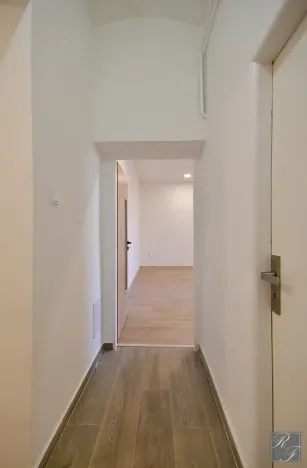 Prodej bytu 2+1, Teplice, Československých legií, 68 m2