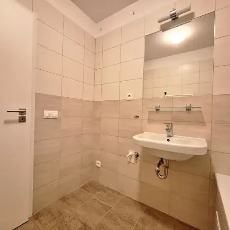 Pronájem bytu 3+kk, Praha, Podbělohorská, 105 m2