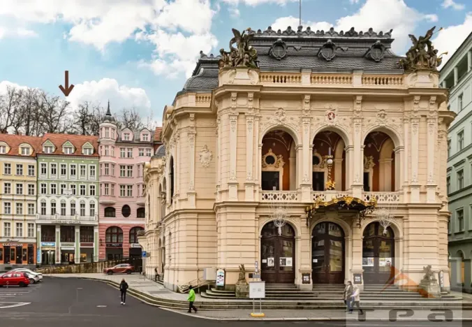 Prodej obchodního prostoru, Karlovy Vary, Divadelní náměstí, 100 m2
