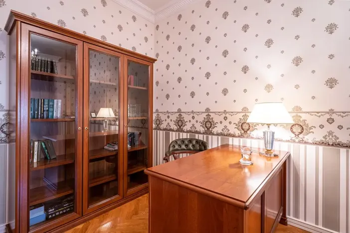 Prodej bytu 3+1, Karlovy Vary, Divadelní náměstí, 113 m2