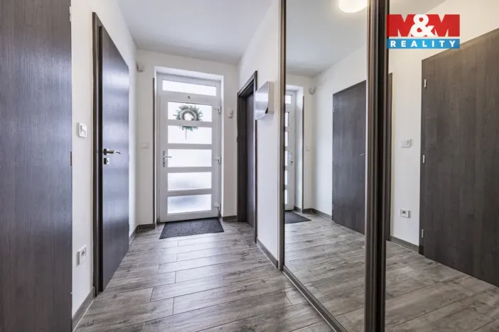 Prodej bytu 4+kk, Kostelec nad Černými lesy - Kostelec nad Černými Lesy, Pražská, 93 m2