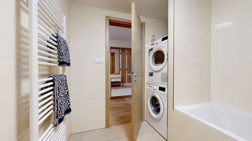 Prodej bytu 2+kk, Praha - Smíchov, Nádražní, 52 m2