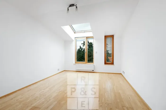 Prodej bytu 4+kk, Průhonice, Uhříněveská, 134 m2