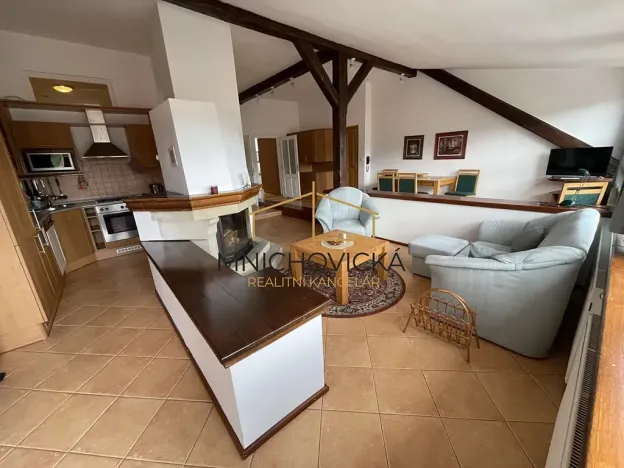 Pronájem bytu 3+kk, Žebrák, Náměstí, 92 m2