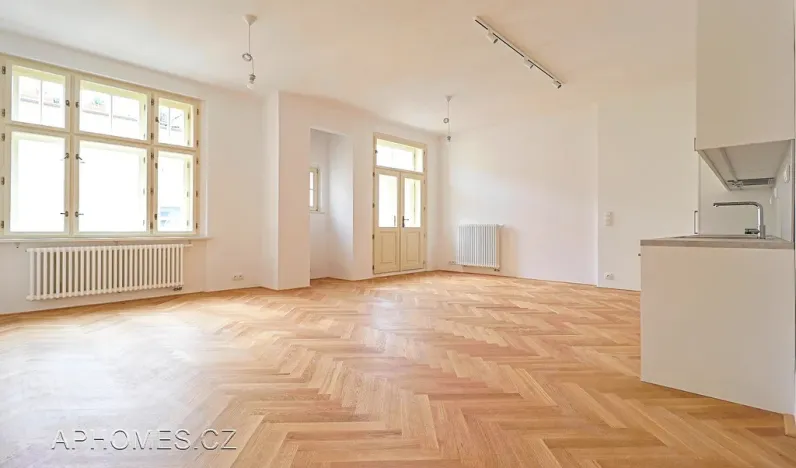 Pronájem bytu 3+kk, Praha - Nové Město, Podskalská, 98 m2