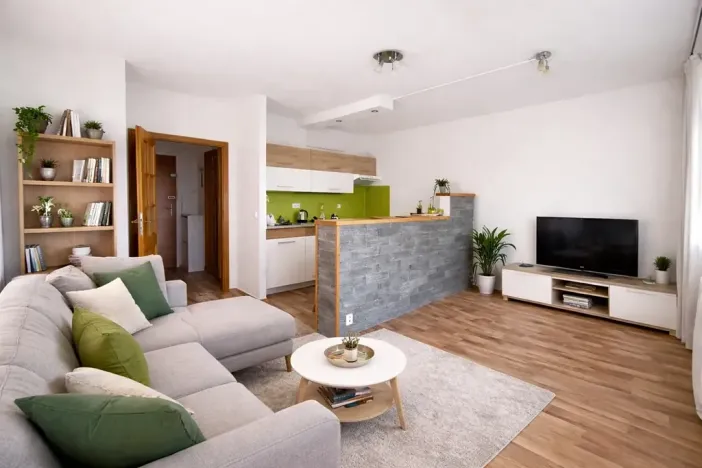 Pronájem bytu 2+kk, Brno, Krymská, 40 m2