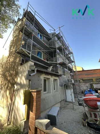 Pronájem bytu 2+kk, Karlovy Vary, Chebská, 42 m2