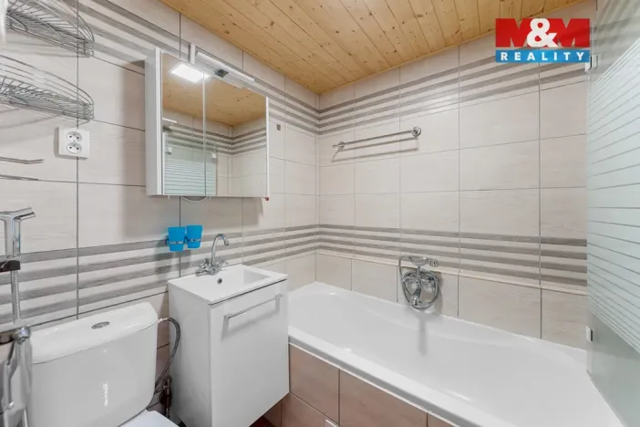 Prodej bytu 3+1, Děčín - Děčín II-Nové Město, Kamenická, 45 m2