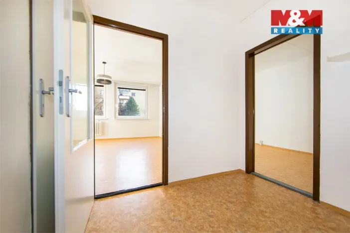 Prodej bytu 2+kk, Praha, Voskovcova, 42 m2