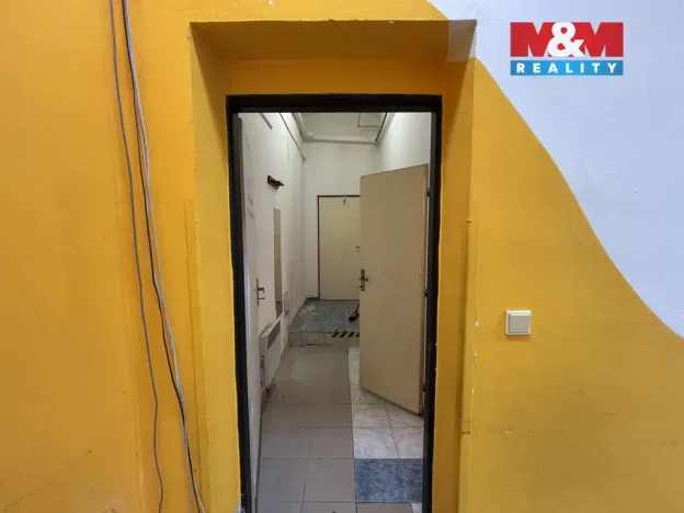 Prodej obchodního prostoru, Praha - Libeň, Sokolovská, 144 m2