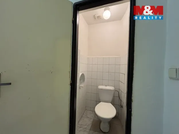 Prodej obchodního prostoru, Praha - Libeň, Sokolovská, 144 m2