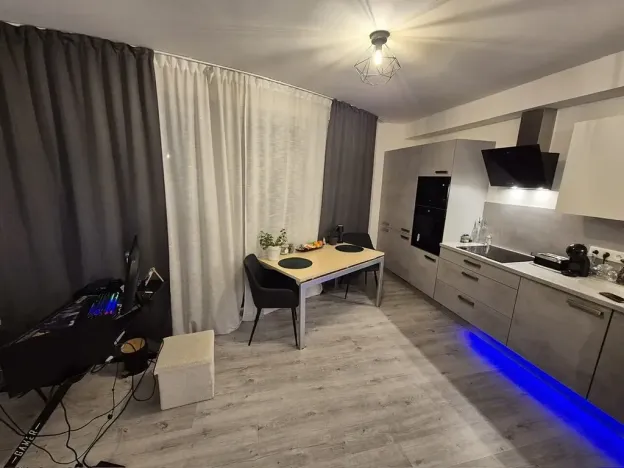 Pronájem bytu 2+kk, Plzeň, Na Jíkalce, 58 m2