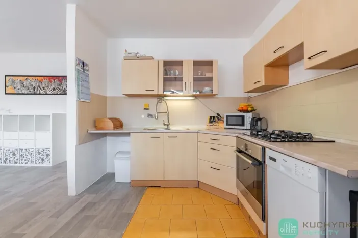 Prodej bytu 3+1, Dubí, Koněvova, 69 m2