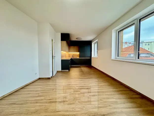 Pronájem bytu 2+kk, Znojmo, Tovární, 50 m2