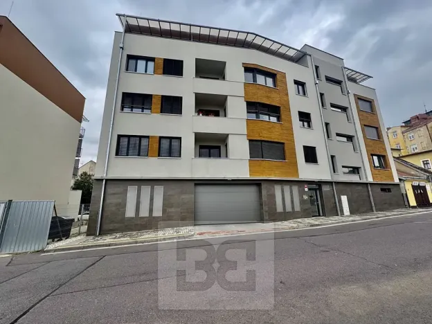 Pronájem bytu 2+kk, Znojmo, Tovární, 50 m2