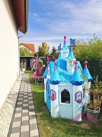 Prodej rodinného domu, Praha - Újezd nad Lesy, Lutínská, 186 m2