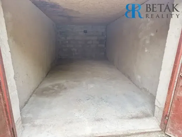 Prodej garáže, Přerov, Želatovská, 18 m2