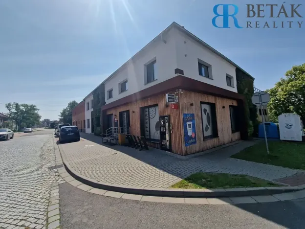 Prodej činžovního domu, Radslavice, Na Návsi, 670 m2