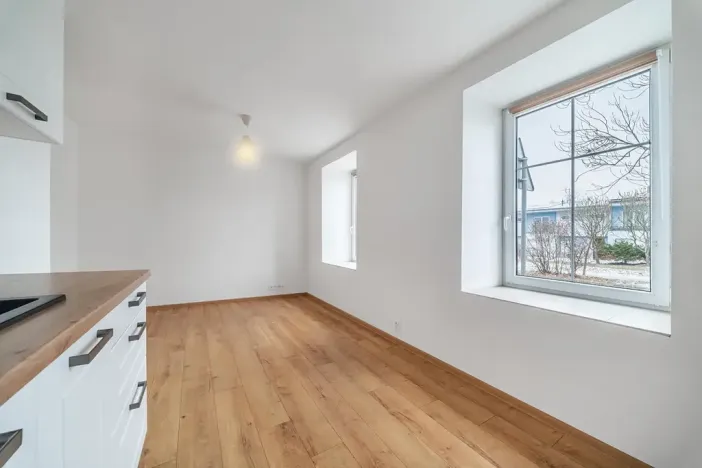 Pronájem bytu 2+kk, Plzeň, Dvorní, 43 m2