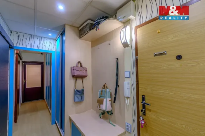 Prodej bytu 3+1, Orlová - Lutyně, Karla Dvořáčka, 67 m2