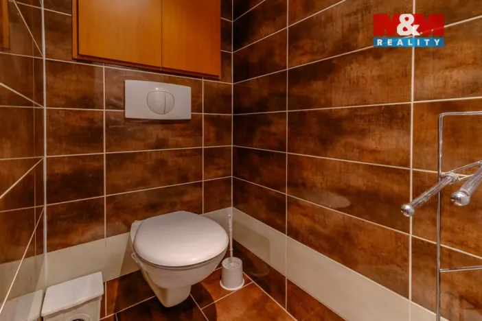 Prodej bytu 3+1, Orlová - Lutyně, Karla Dvořáčka, 67 m2