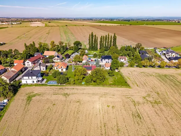 Prodej pozemku pro bydlení, Jenštejn, 1700 m2