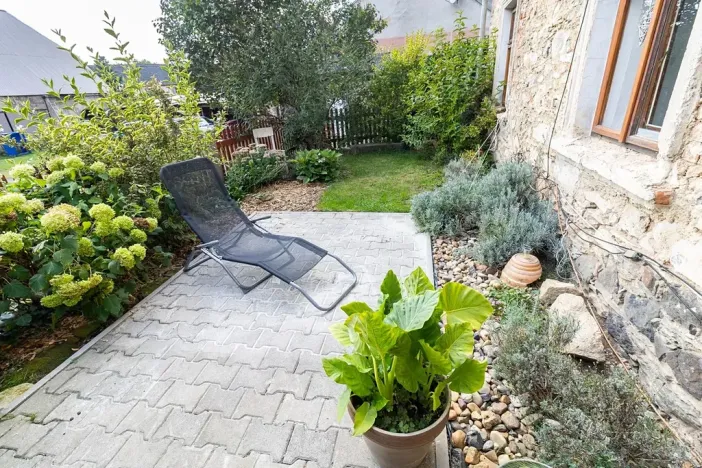 Prodej vícegeneračního domu, Bžany, 240 m2