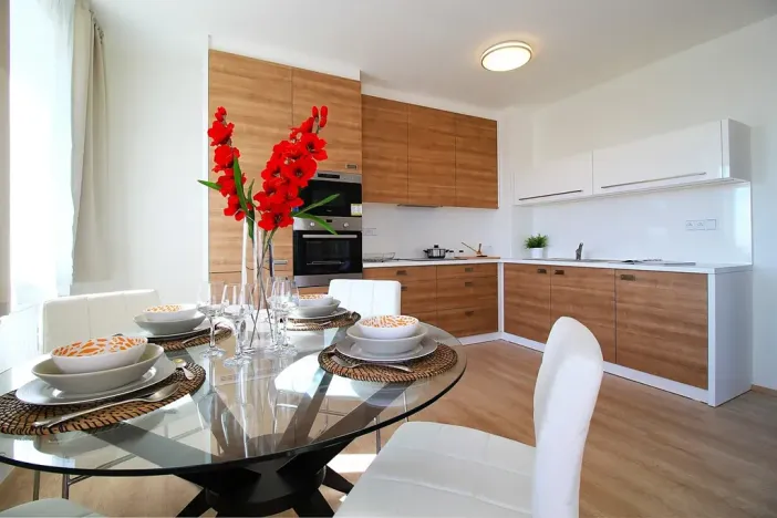 Prodej bytu 3+kk, Holubice, 81 m2