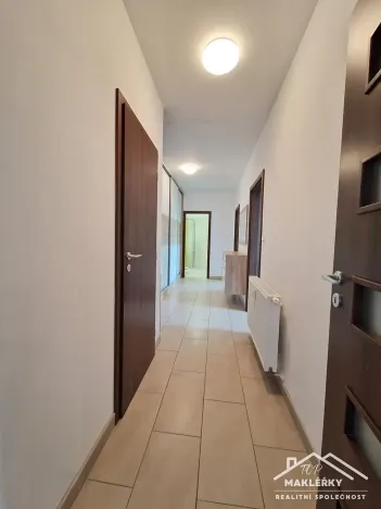 Pronájem bytu 3+kk, Pečky, V Kaštánkách, 92 m2