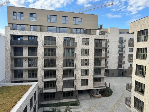 Pronájem bytu 1+kk, Brno, Bratislavská, 38 m2