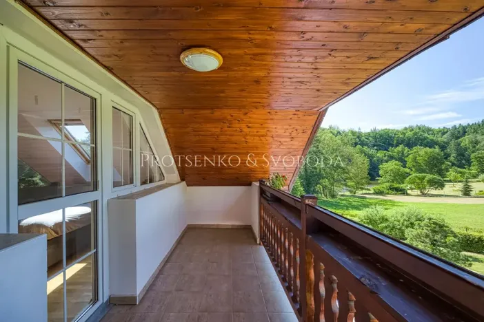 Prodej rodinného domu, Ledečko, 257 m2