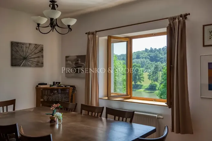 Prodej vícegeneračního domu, Mnichovice, Nad rybníkem, 312 m2