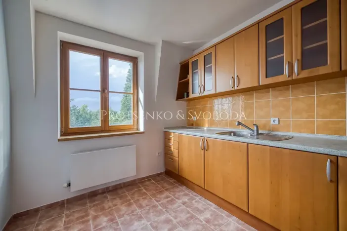 Prodej rodinného domu, Vestec, Průběžná, 427 m2