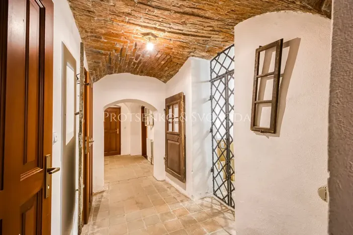 Prodej obchodního prostoru, Třebíč, Blahoslavova, 566 m2