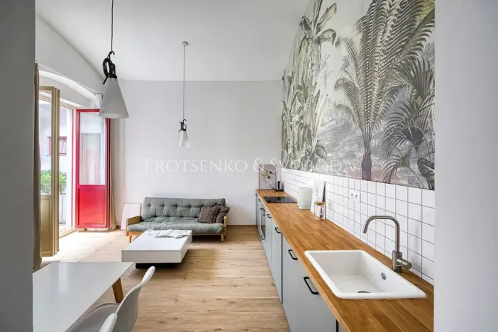 Prodej bytu 2+kk, Praha - Karlín, Prvního pluku, 73 m2