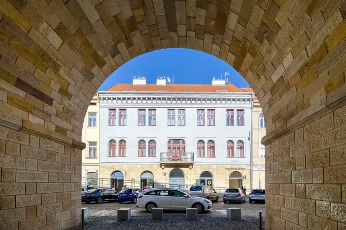Prodej bytu 2+kk, Praha - Karlín, Prvního pluku, 73 m2