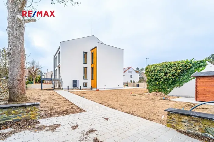 Pronájem bytu 3+kk, Praha - Kunratice, Děbolínská, 92 m2