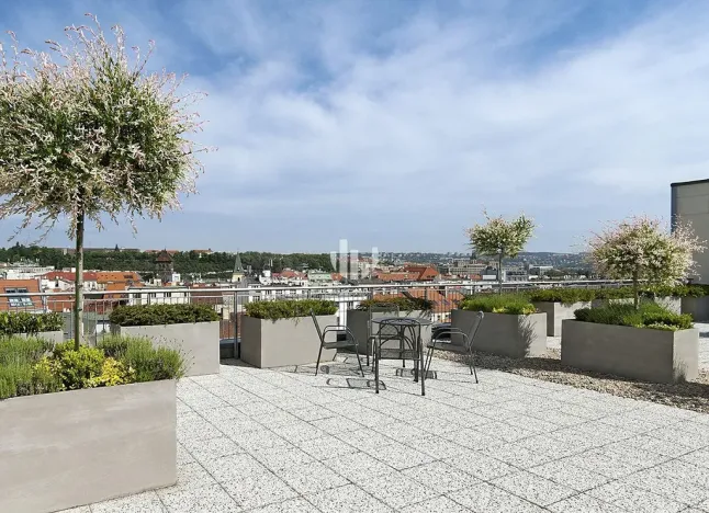 Pronájem kanceláře, Praha - Nové Město, náměstí Republiky, 2375 m2