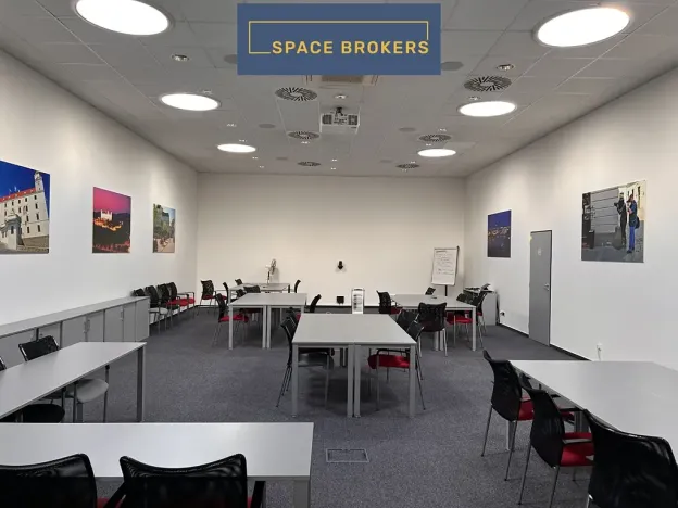 Pronájem kanceláře, Praha, 2228 m2