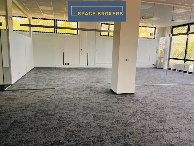 Pronájem skladu, Praha, 1290 m2