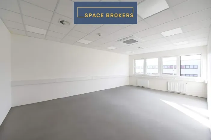 Pronájem kanceláře, Praha - Horní Počernice, K Bílému vrchu, 2000 m2