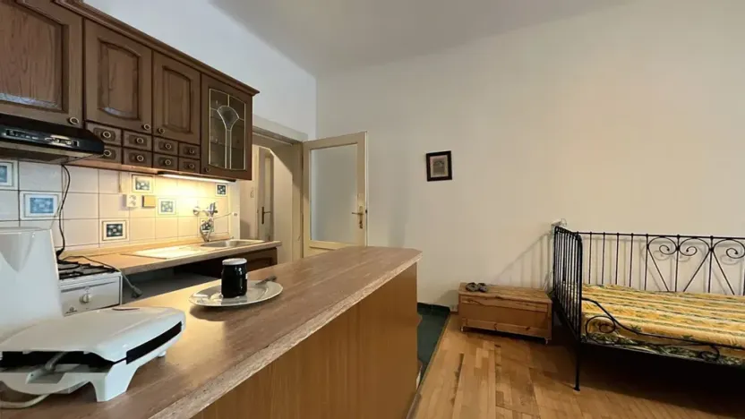 Pronájem bytu 2+kk, Praha - Holešovice, Komunardů, 50 m2