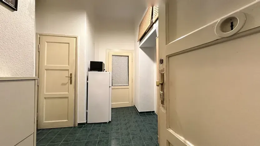 Pronájem bytu 2+kk, Praha - Holešovice, Komunardů, 50 m2