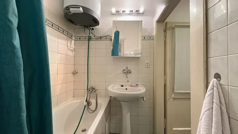 Pronájem bytu 2+kk, Praha - Holešovice, Komunardů, 50 m2