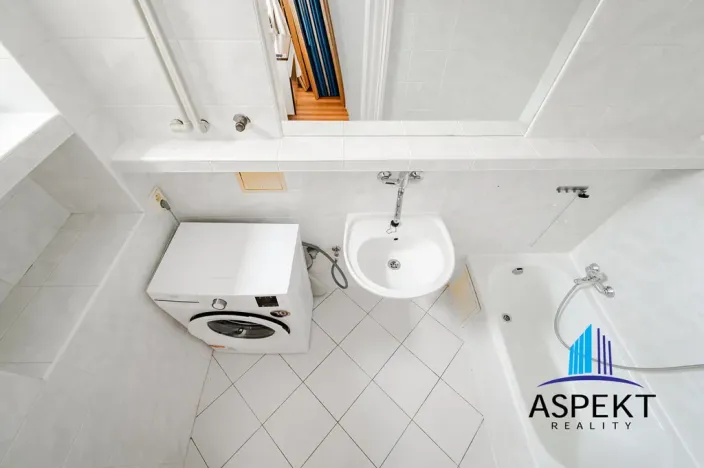 Pronájem bytu 2+1, Praha - Vinohrady, Belgická, 52 m2