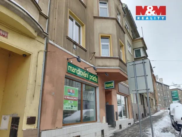 Pronájem obchodního prostoru, Ústí nad Labem - Klíše, Masarykova, 32 m2