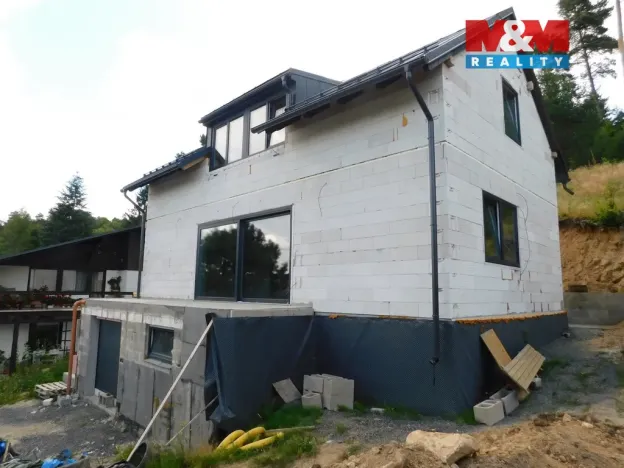 Prodej rodinného domu, Turnov, Nad Hájkem, 192 m2