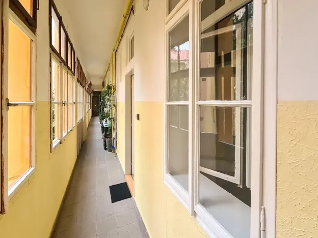 Pronájem bytu 1+kk, Praha - Nové Město, Na bojišti, 36 m2