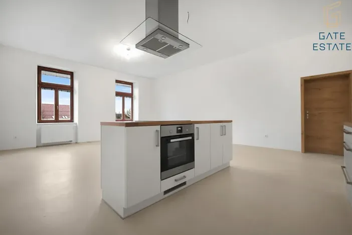 Pronájem bytu 3+kk, Holešov, nám. Dr. E. Beneše, 121 m2